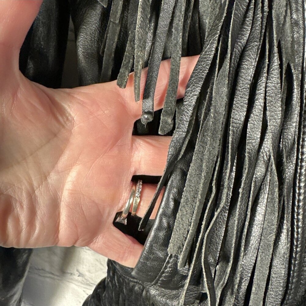 Vintage Wilsons Leather Jacket Womens Medium Black Fringe Western Cropped Biker - Picture 5 of 11
